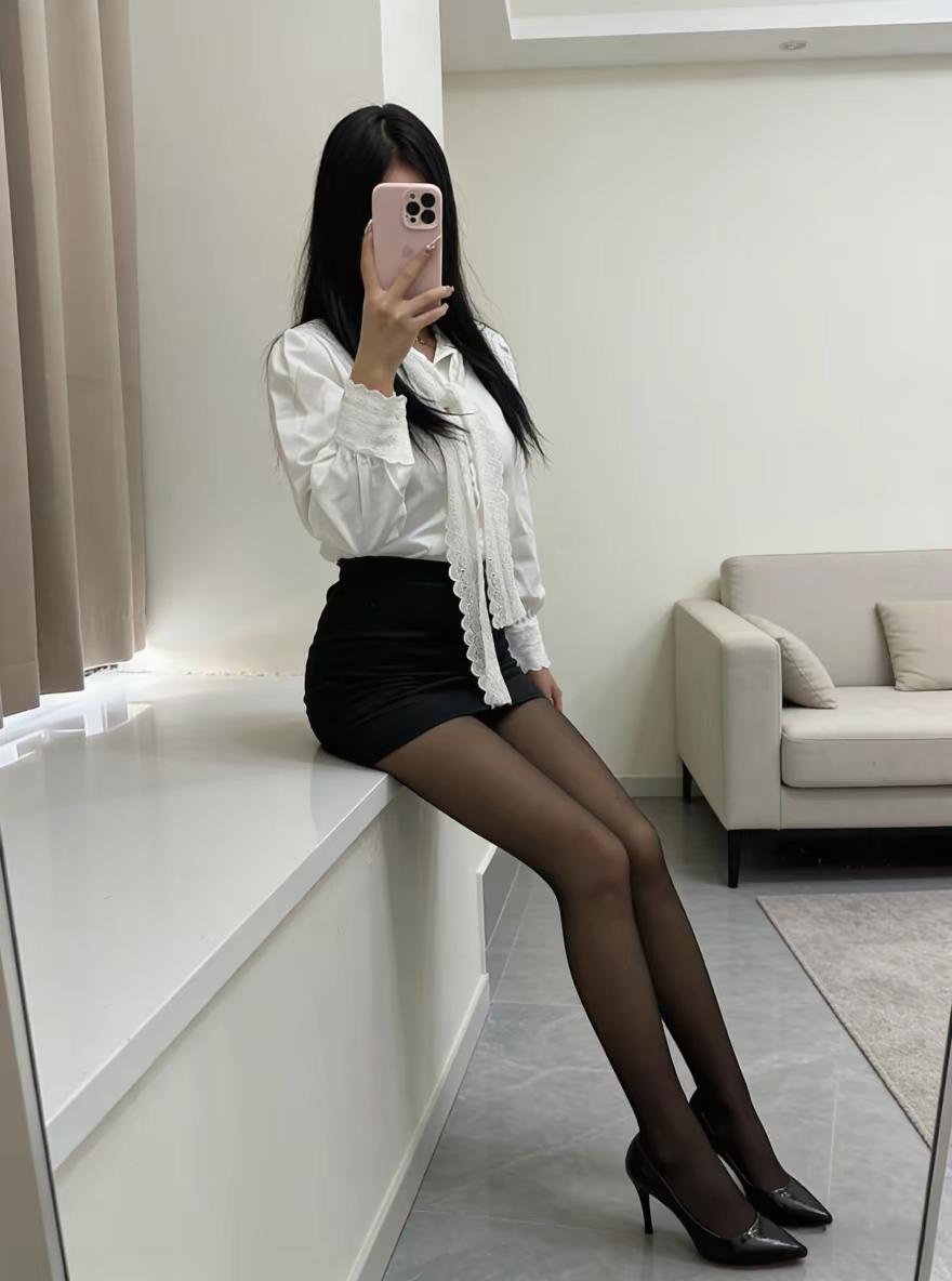 辣妹御姐身材辣妹穿搭