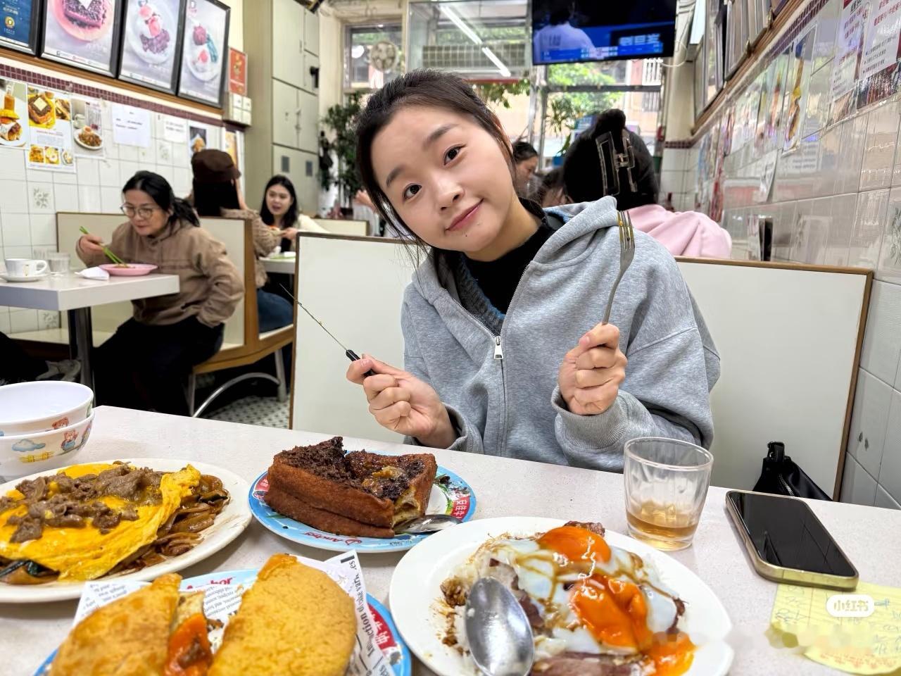 咚咚吃的那家叫“马庆康”的澳门餐馆