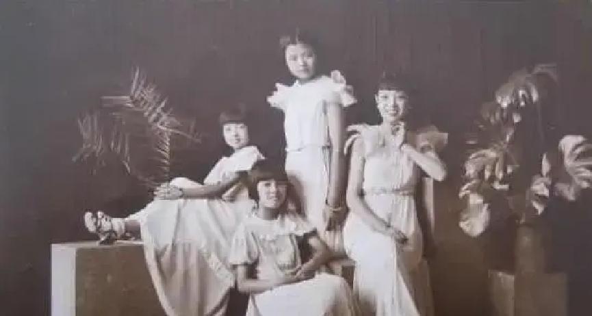 1926年，段祺瑞对妻子张佩蘅说道：“我想把四姨太认作我的干女儿，再把她嫁出去