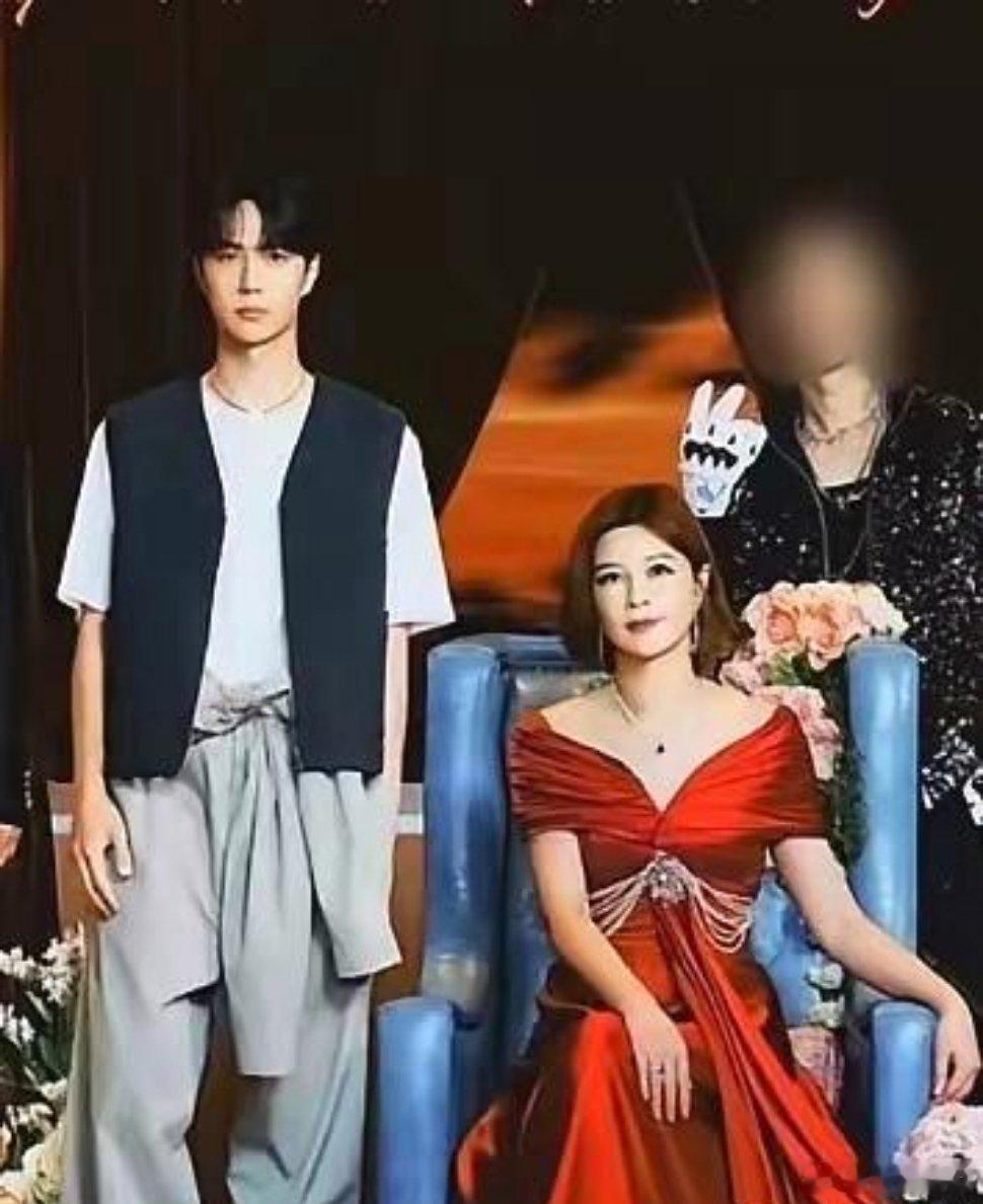 扒了一下王一博的影视综艺资源不续签乐华太正常了不是因为有更好的公司接触他，而是因