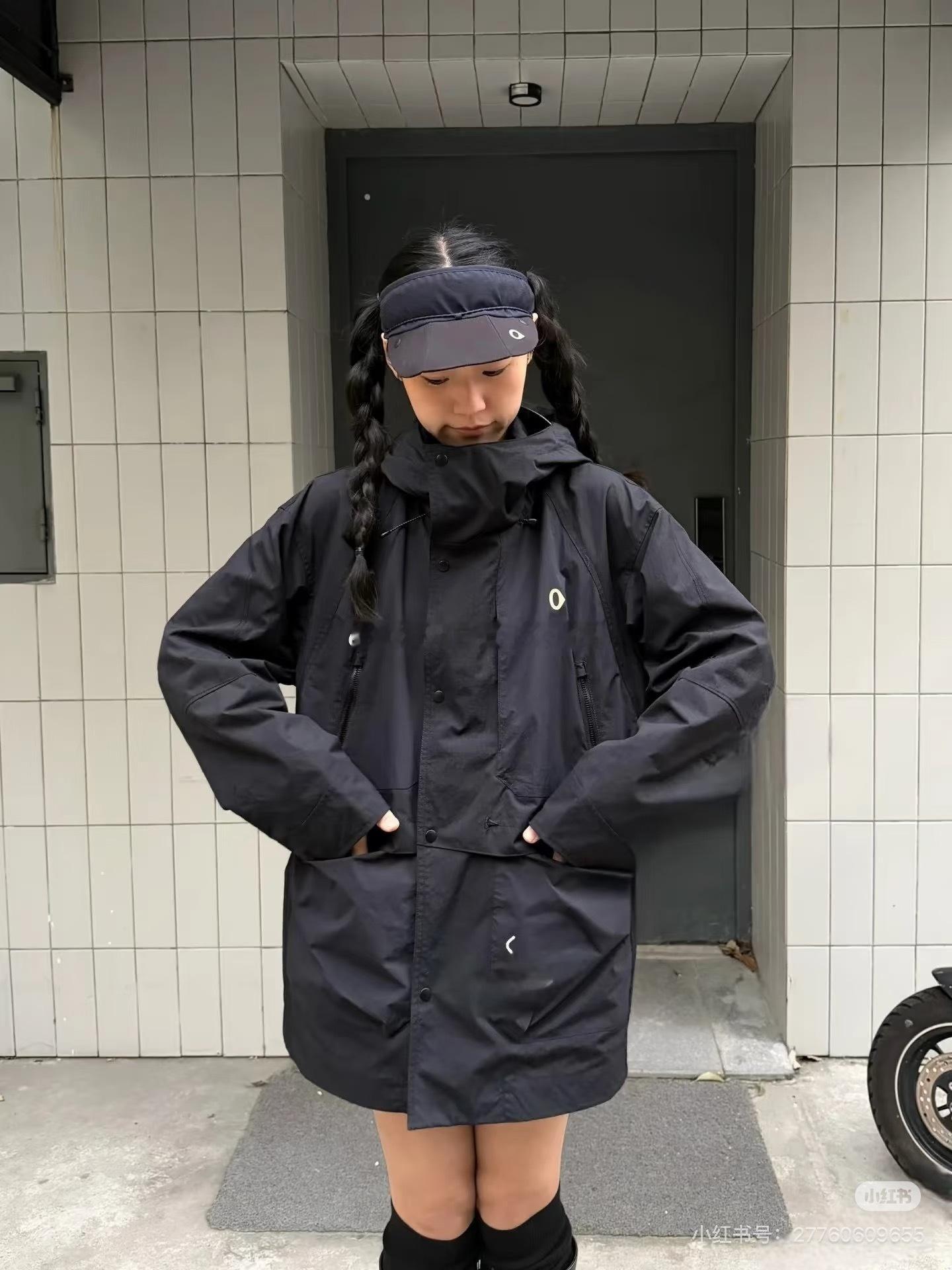 多用途防泼水冲锋衣