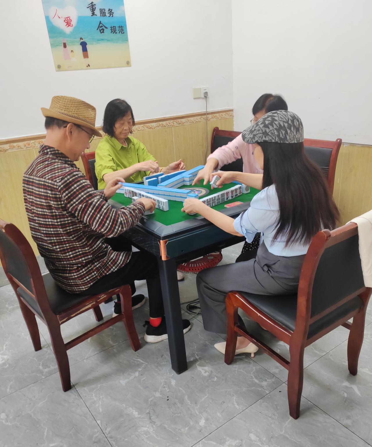 讨厌麻将桌上二三事！麻将是我唯一的爱好，除了输赢，心情很重要，心情好坏来自麻将