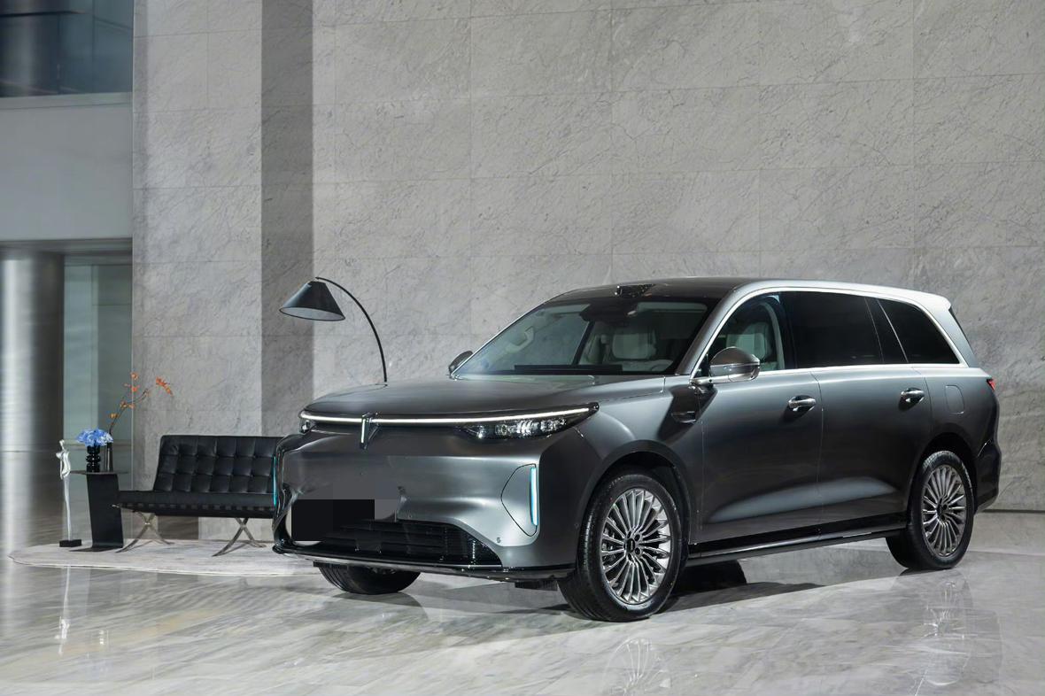 既然美国禁止中国汽车进入美国，那美国汽车就应该退出中国市场。美国产业空心化，