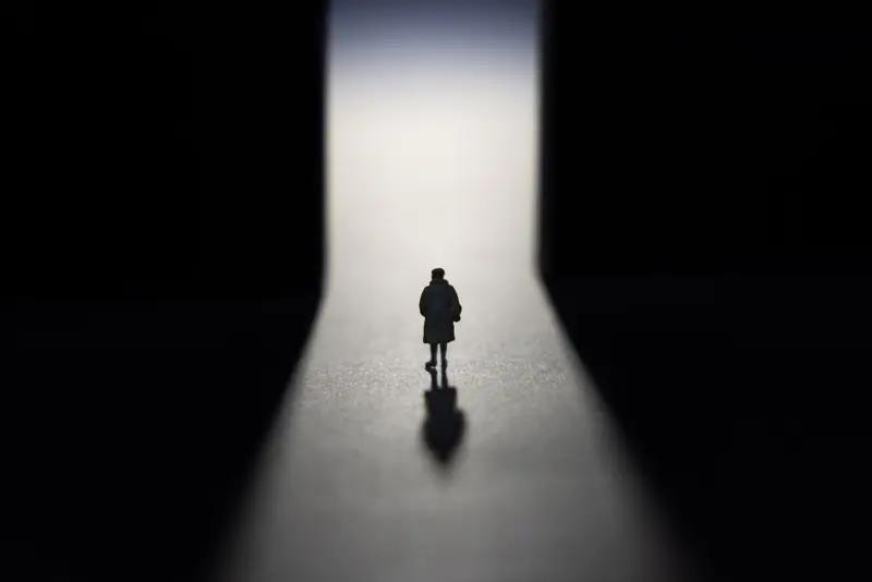 一个人靠交易为生，并不是他有多么聪明，也不需要羡慕他赚了多少钱，他只不过是经历常