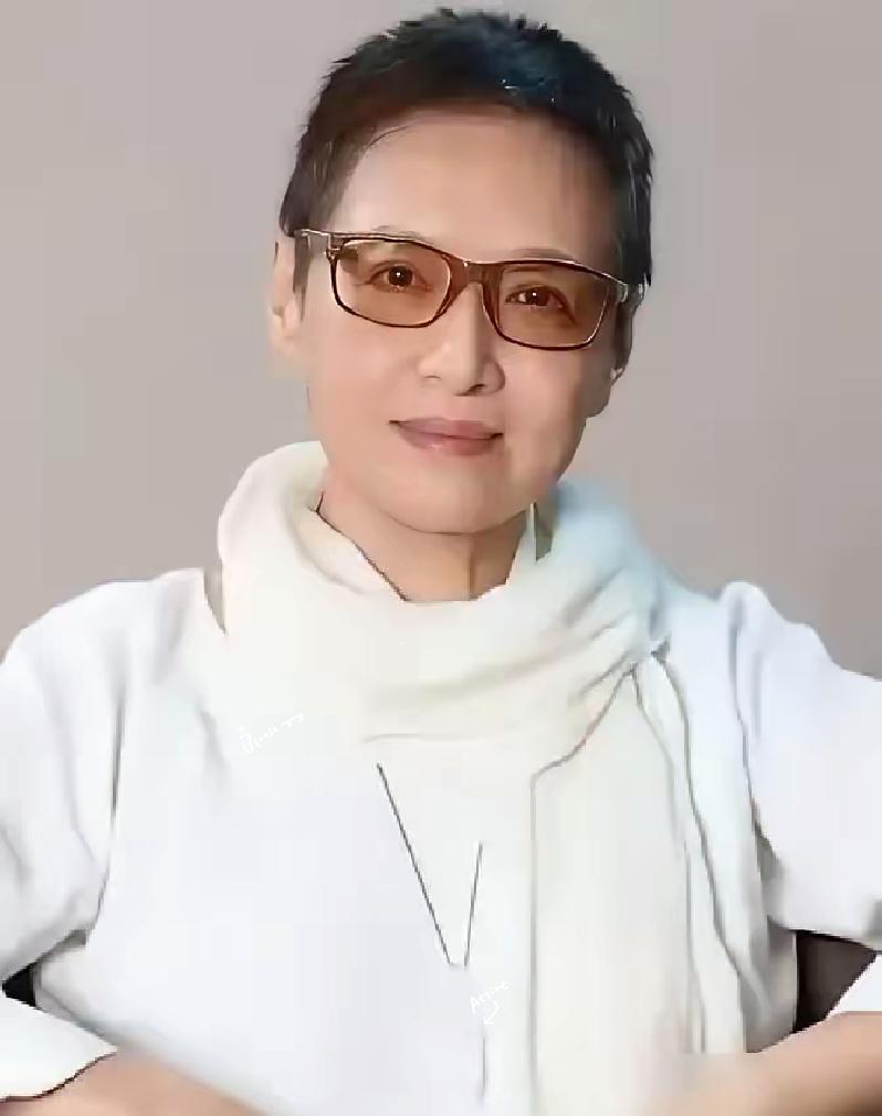 如果我真要污蔑她卖淫，不会只说十万块，起码说一百万！面对李敖长达30年的公开