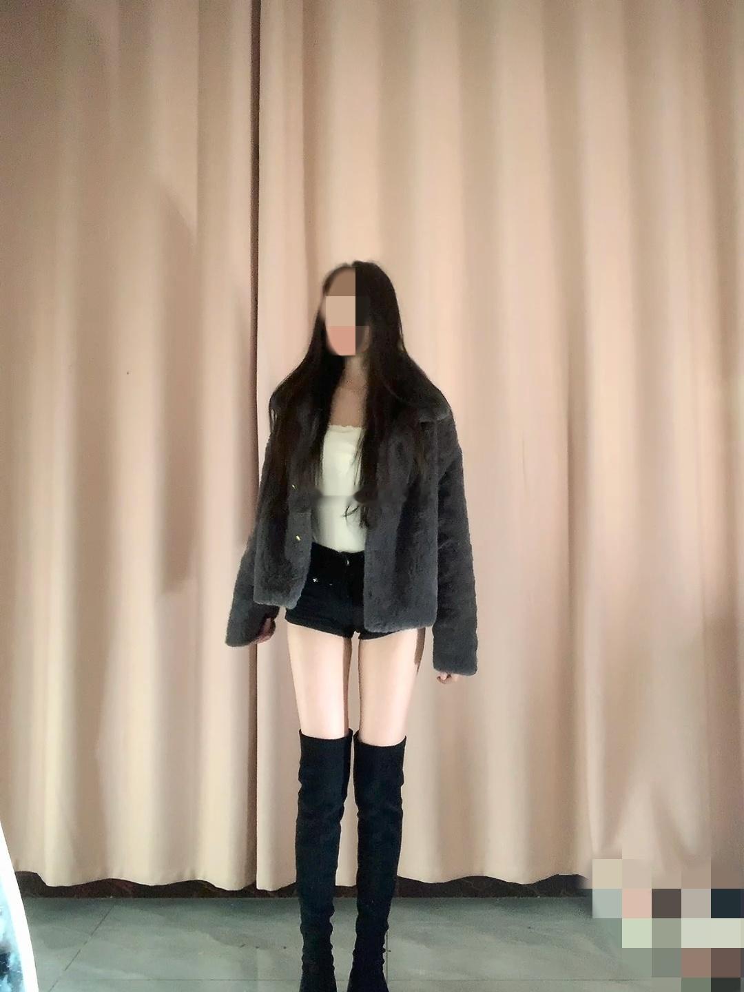 最后一张拍照拍不好图也p不好