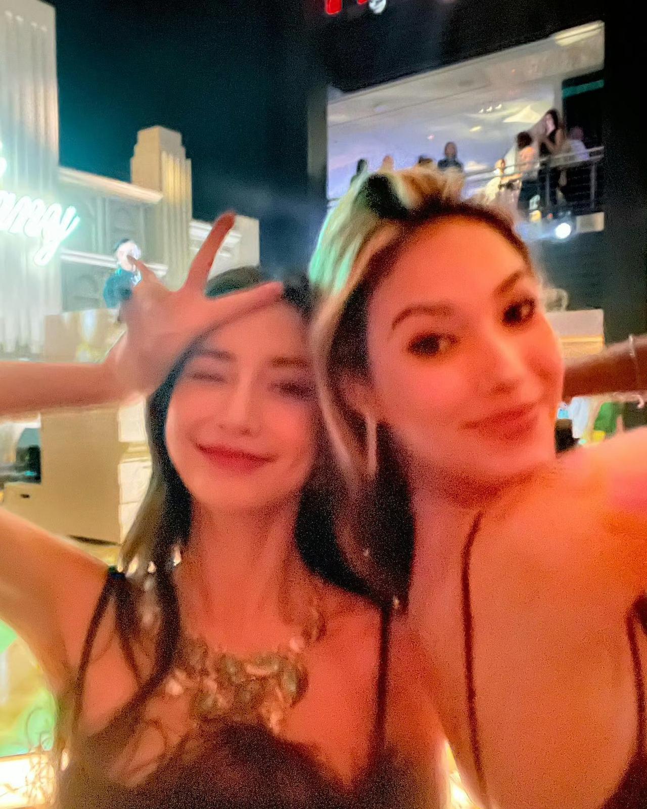 和杨颖合体美图[爱心]