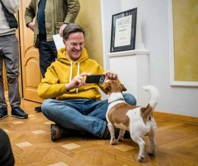 又是惊人言论，北约秘书长马克·吕特解释了为什么他确信乌克兰将会获胜。吕特在慕