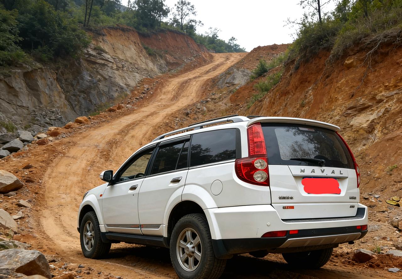 越野的断轴分为两个层面。一个是悬架断了，这个算是一个不常见的现象。另一个就是半轴