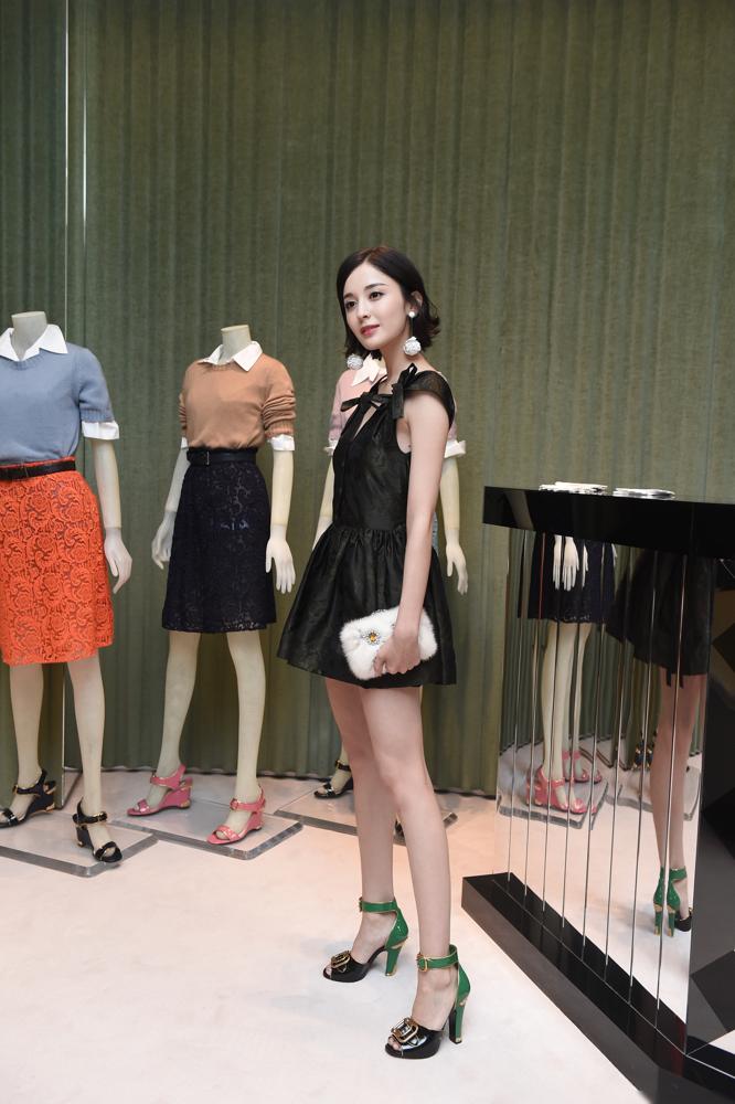 172cm娜扎同框168cm江疏影，居然被衬得像小短腿？你去翻《花儿与少年3