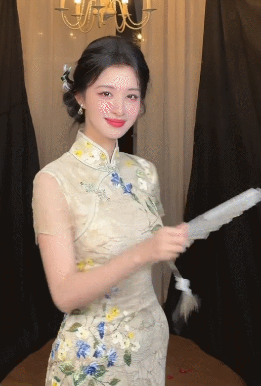 王楚然收扇那一下美晕了好吗？完全是天选大美人，期待过火！！！​​​