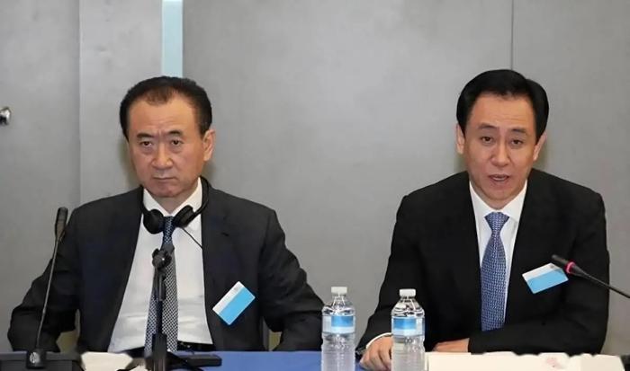 许家印王健林到底谁更爱国？个人认为许家印更强，论做慈善许家印比王健林强多了。以