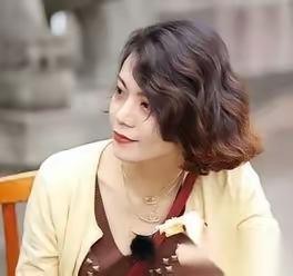 复旦女神陈果一针见血：“任何男人和女人，只要他们是异性，只要在一起相处时间长了，