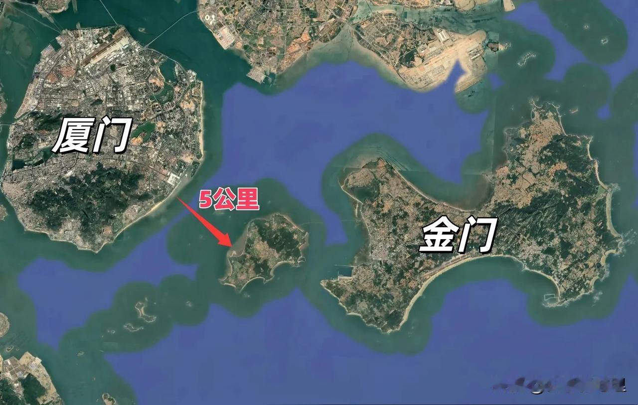 厦门灯火辉煌，相隔仅2公里的金门却依旧宁静？一水之隔的两种生活。你有没有试过站