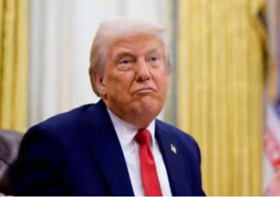 美国总统特朗普今天（北京时间10月15日）表示：“谁想加入金砖国家都没问题，但我