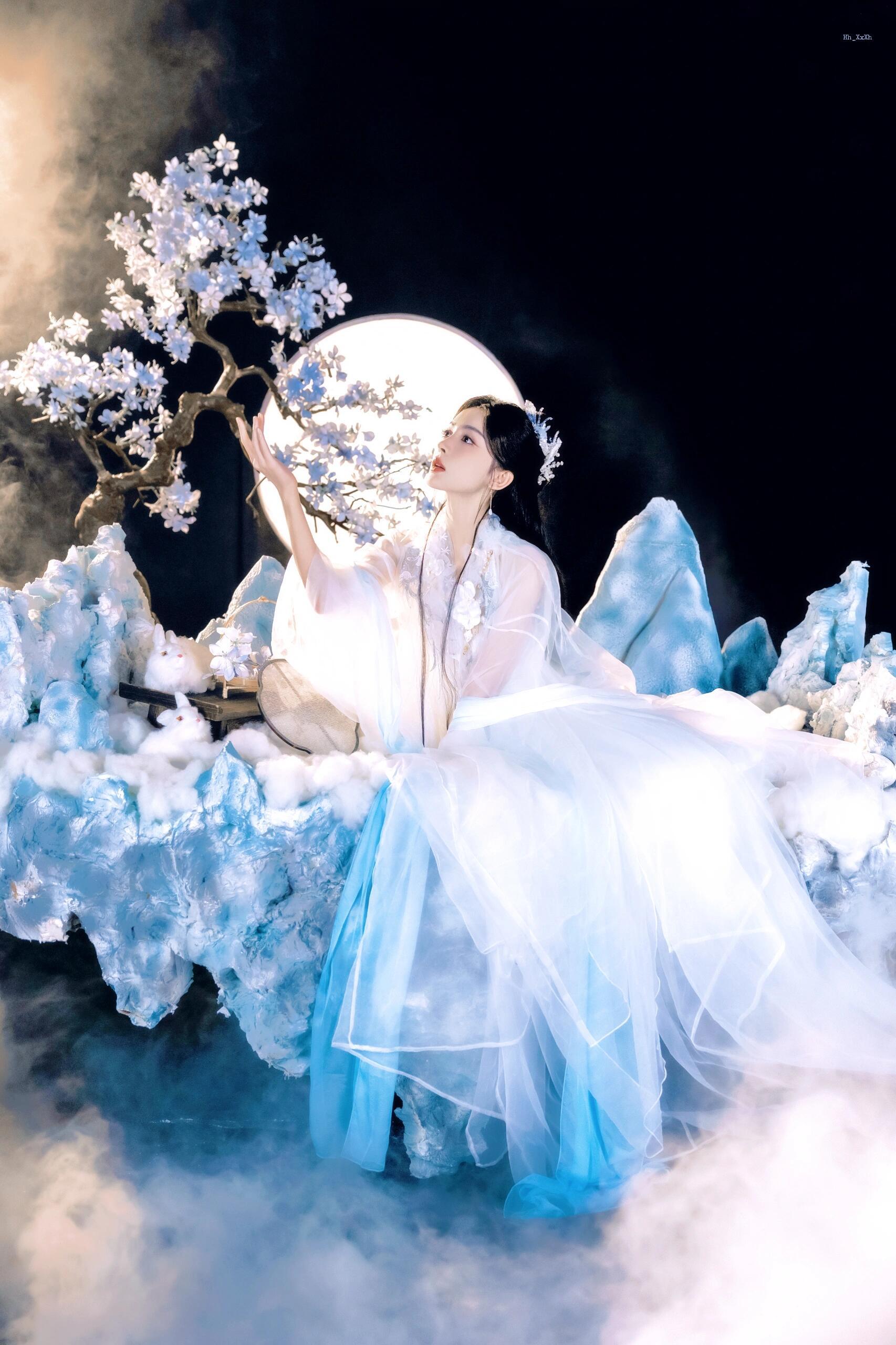 娜扎·𝙉𝙖𝙕𝙝𝙖✘明月千里寄相思🌙娜扎古装怎么美成这样​​​