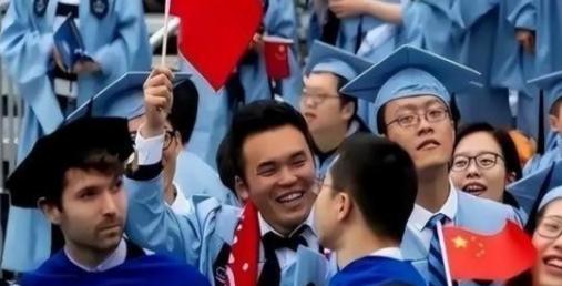 美国民调称77%民众反感中国，中国民众对美好感度呢？结果让白宫沉默。皮尤报告显示