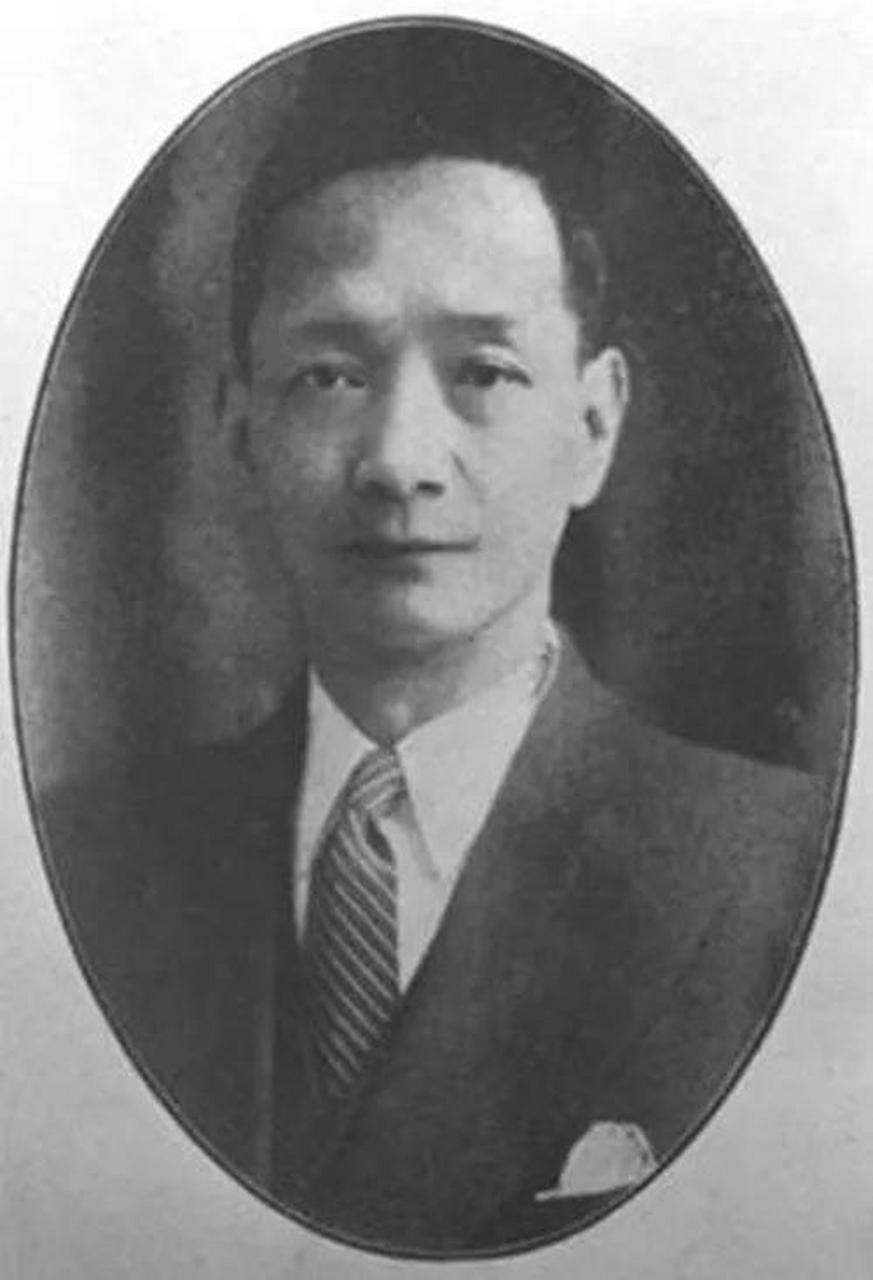 1900年，63岁的张之洞老来得子，乐得合不拢嘴，给儿子取名"仁蠡"——"仁"是