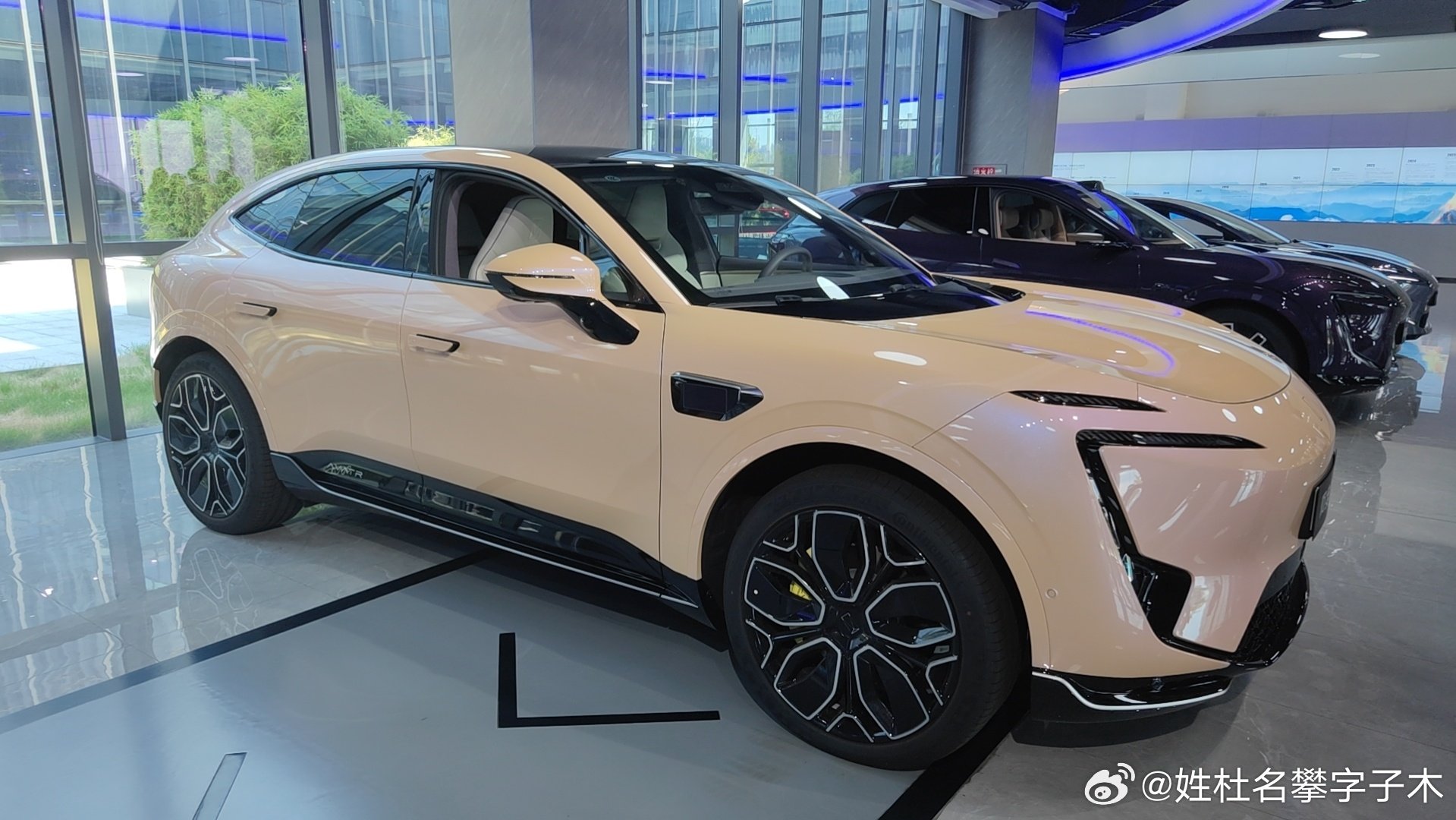 擦亮青春长安全球名片，建功世界一流汽车集团！[加油]参加中国长安汽车第一次团代会，又见了超酷的阿维塔