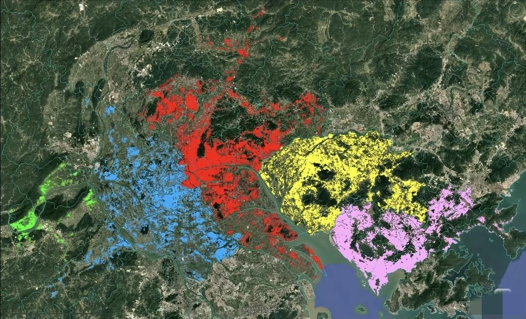 广深佛莞建成区与肇庆建成区，肇庆看着也太可怜了