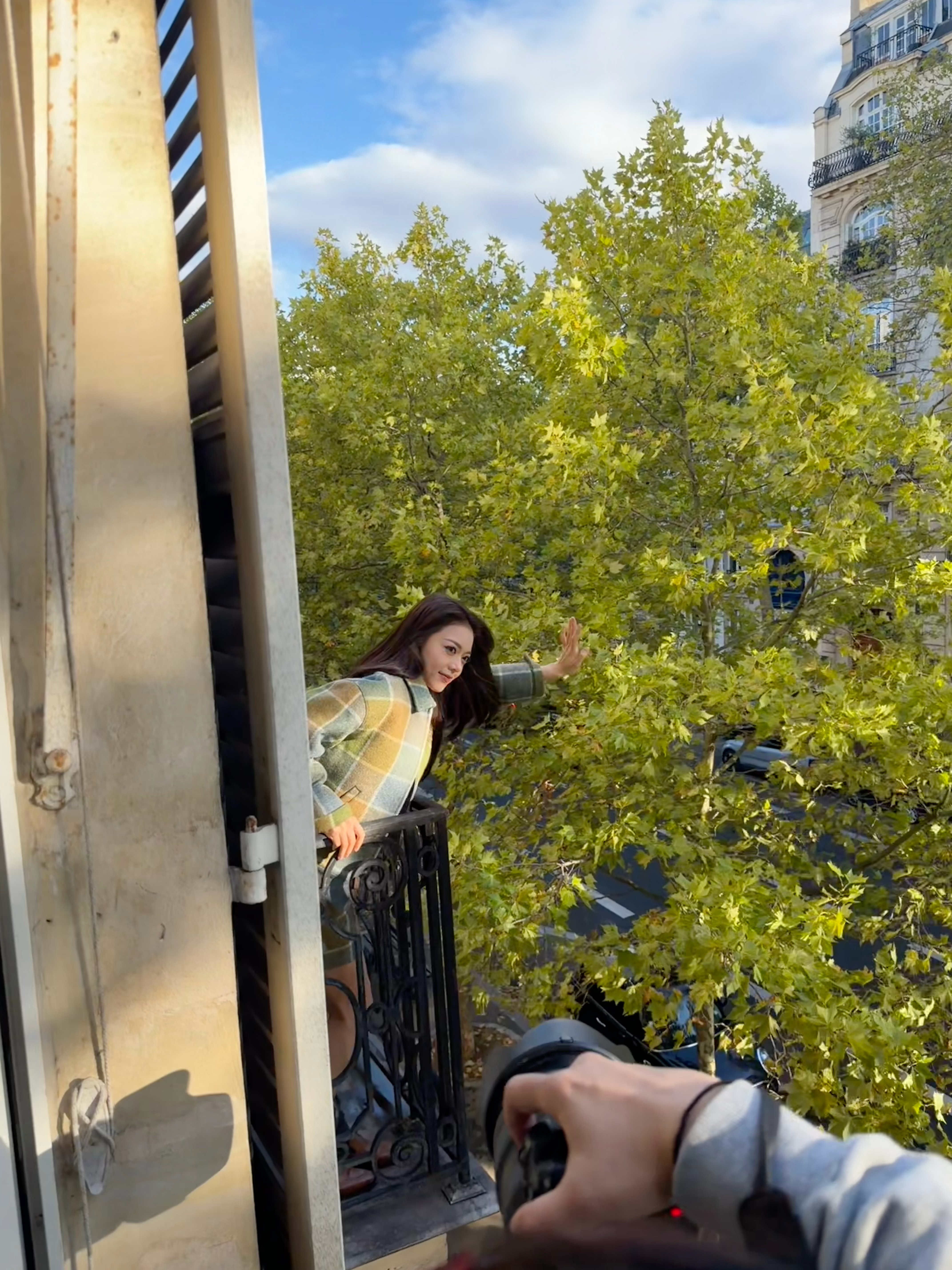 赵今麦时装周plog赵今麦巴黎时装周随拍来啦，麦麦好美​​​