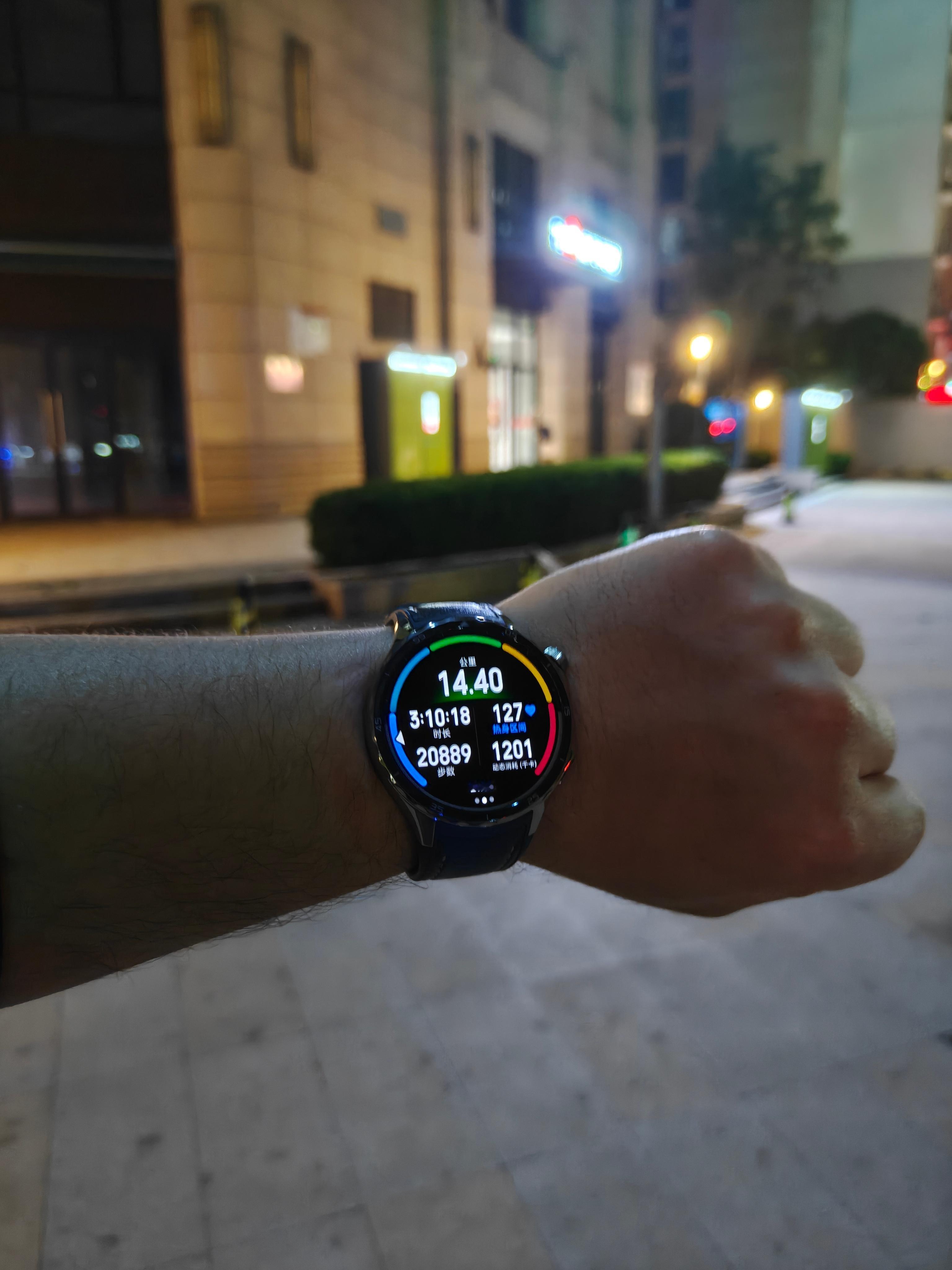 晚饭吃多了，出去散散步，但是散完步又饿了怎么办？