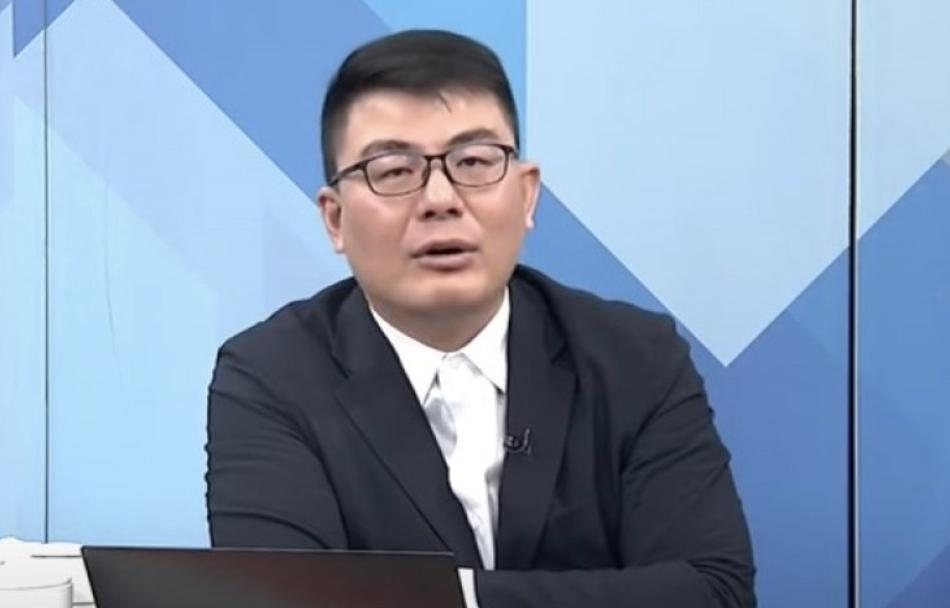 黄扬明断言：蓝营年底县市长“必掉席”，悬念只在掉多少？岛内蓝白两党因竹北市长