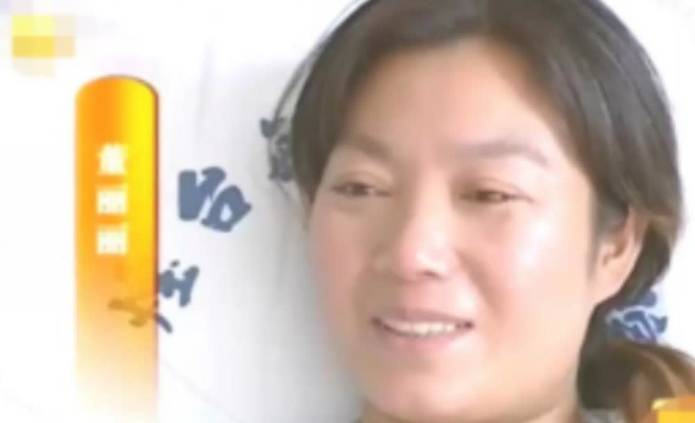 2011年，山东男子患上尿毒症被家人抛弃，独自在医院躺了一个月后，打算放弃了此残