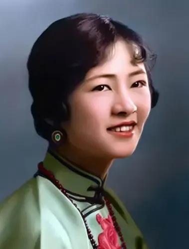 林徽因说：“人和人感情久了，不只是爱，还有依赖。如果失去了，那不仅是痛，