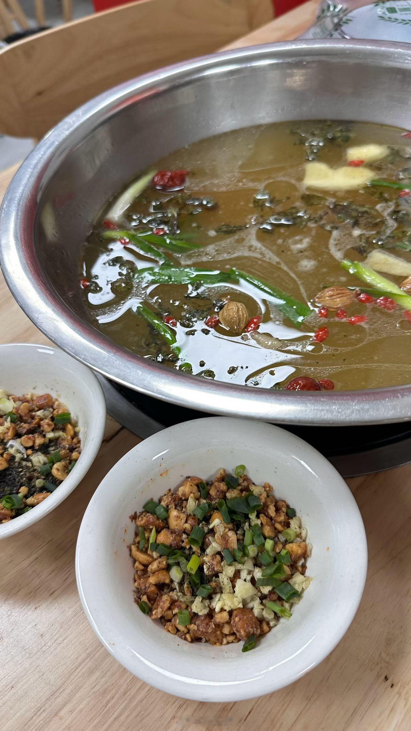 知道这家牛肉火锅的都是资深吃货除了远没毛病