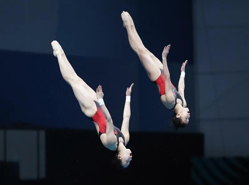 突然发现，陈芋汐和全红婵虽然都拿过冠军但是陈芋汐这一点确实需要向全红婵学习