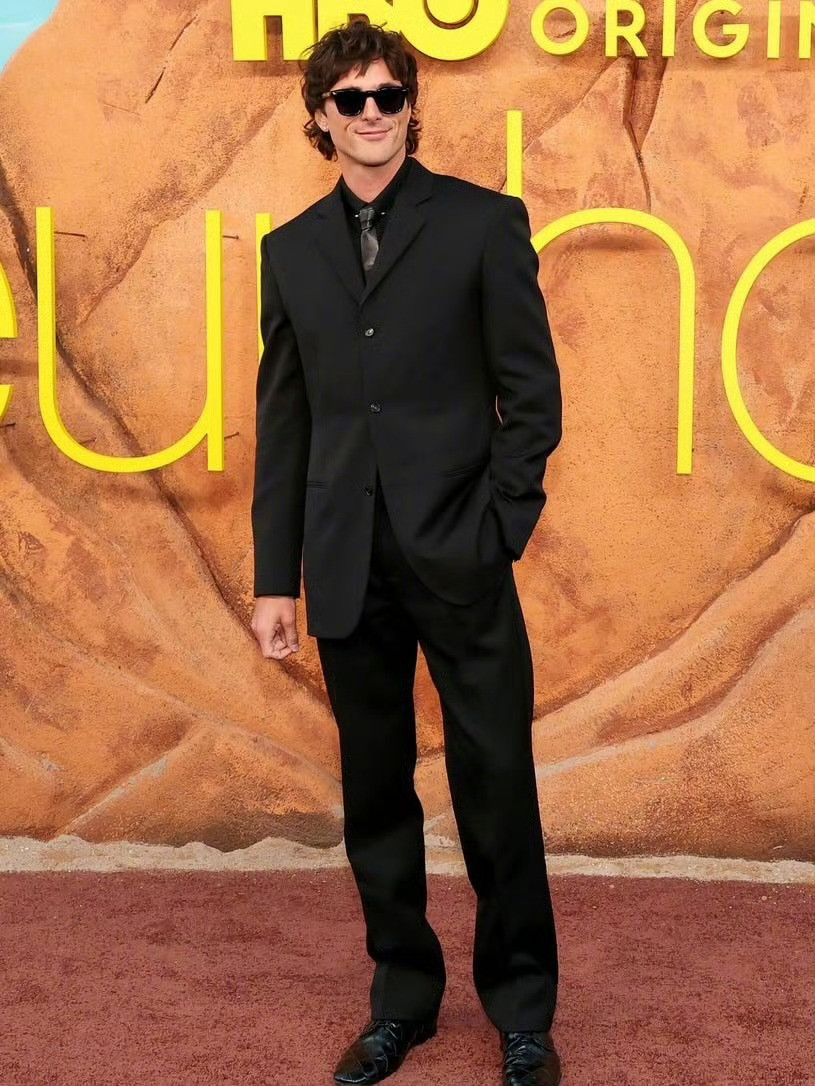 欧美八卦新闻：肯豆KendallJenner和演员JacobElordi在贾