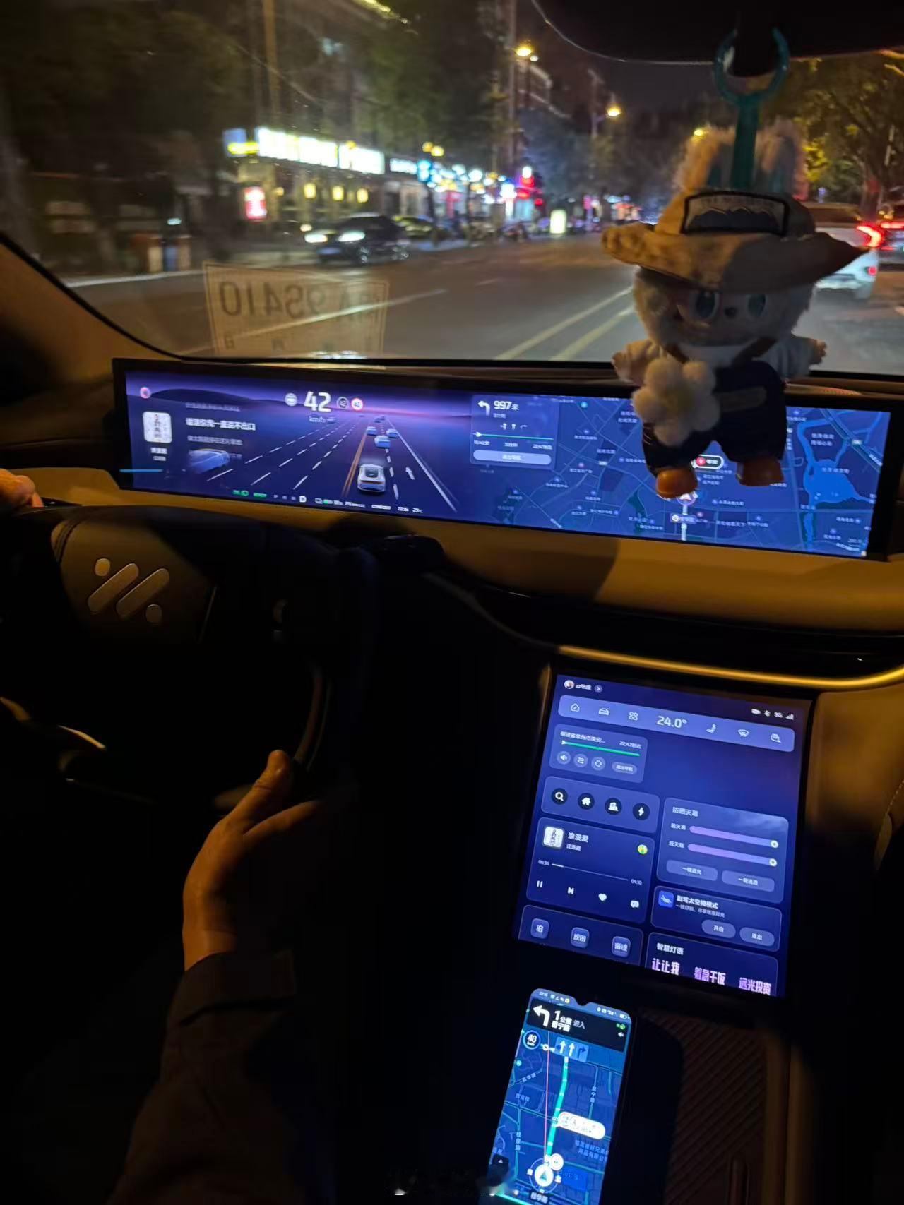 酒鬼的夜生活，智己人告诉你，开车不喝酒，喝酒不开车🙋​​​