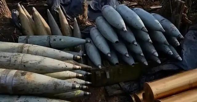 谁能想到？一场军援，彻底改写了朝鲜的命运！说起这事儿，得从23年夏天讲起。那时