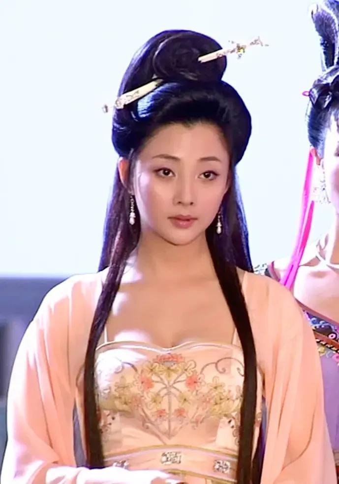 自己的老公是自己的公公自己还是一个妾自己的前夫是个大帅哥真的不怪杨贵妃，