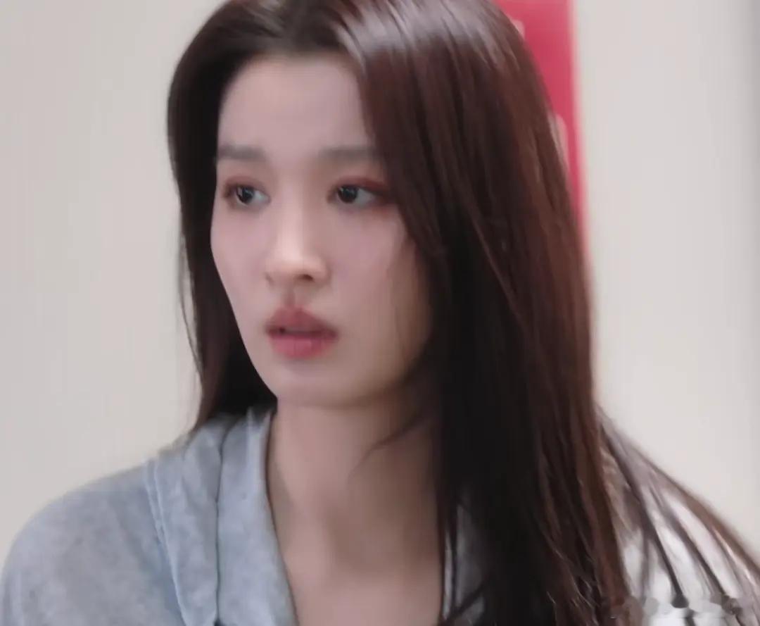 王楚然的颜值真有吹的这么高吗？都能被女配掀桌