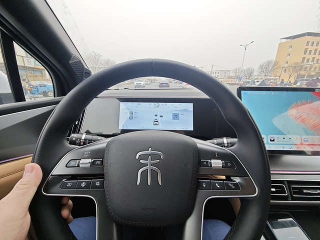 把插混车当做纯油车去跑，油耗到底省不省这几天没有回村儿，因为充电桩装到村里了