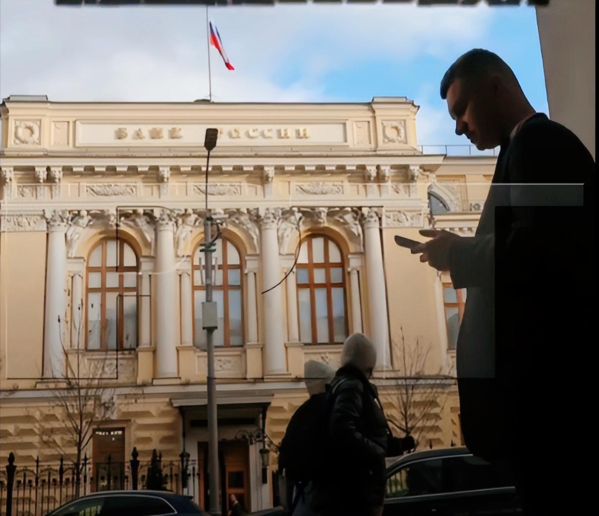 离谱到家了，美国基金直接把俄罗斯告上法庭，张口就要2258亿美金，这笔债居然是1