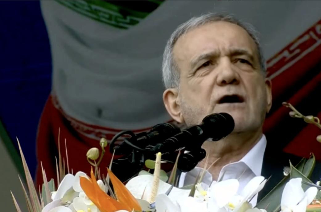 为了和平，伊朗这一次全面妥协，不仅承诺放弃核武器还愿意接受任何核查，美以会真的放