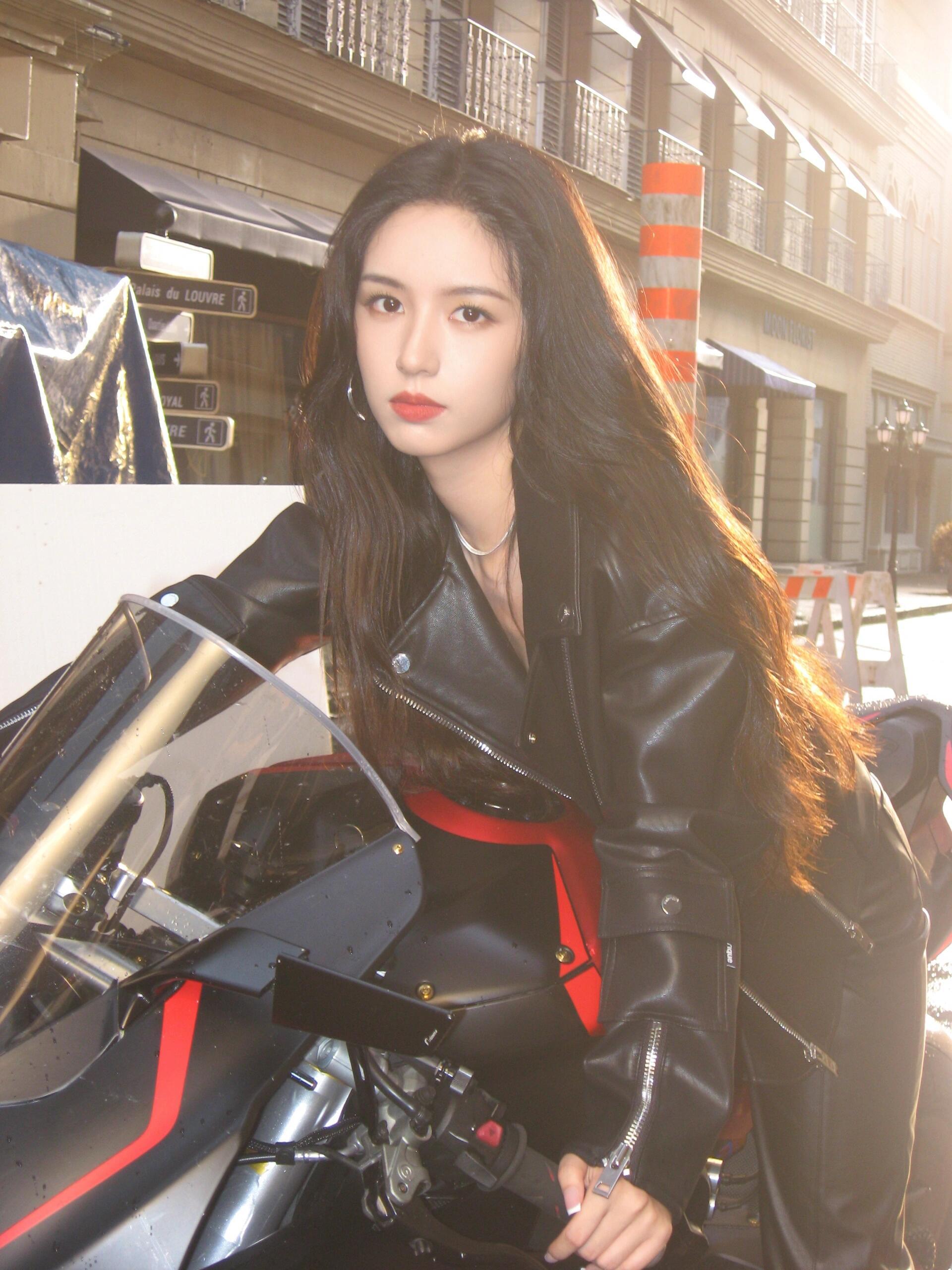 橘子早安趴我要坐周也车后座🏍️​​​