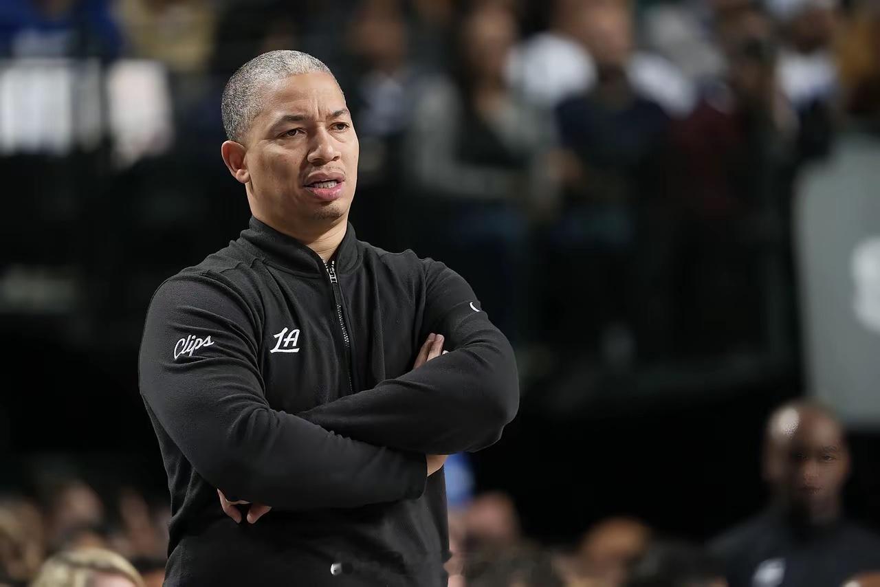 快船不是输给了森林狼，而是输给了主教练鲍鱼，最后就一个暂停了，以为你要布置个腻害