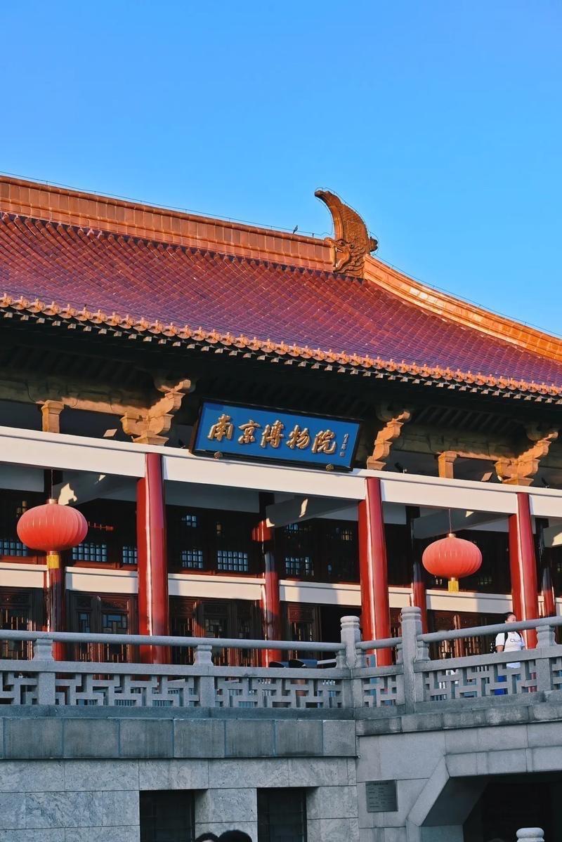 南博世界终于有了回应：目前庞家捐赠到江南春等五幅字画藏品，已经追回4幅：