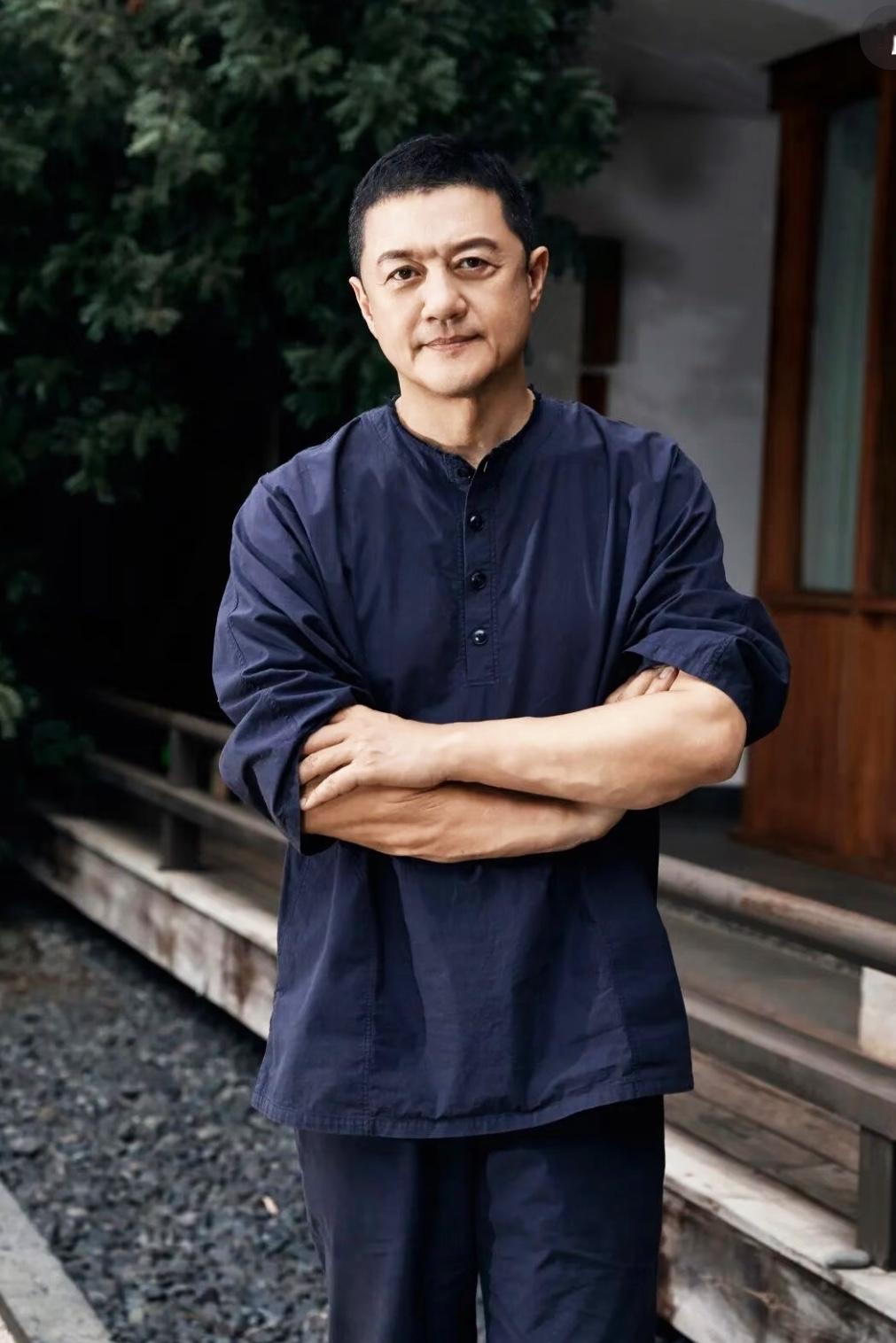 时也命也，李亚鹏这波真的苦尽甘来。谁能想到，熬了这么多年、直播卖茶卖酒、被限高