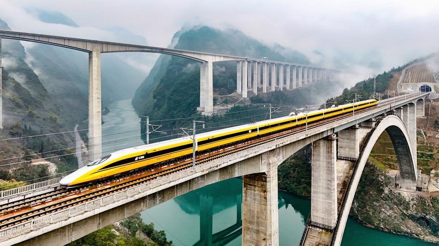69分钟飙到宜昌！沪渝蓉高铁武宜段通车湖北高铁里程冲进全国前五重磅！沪渝