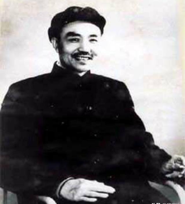 新中国成立后，郑位三在长期休养，既没军衔，也没工作，到1955年评级时，工作人员