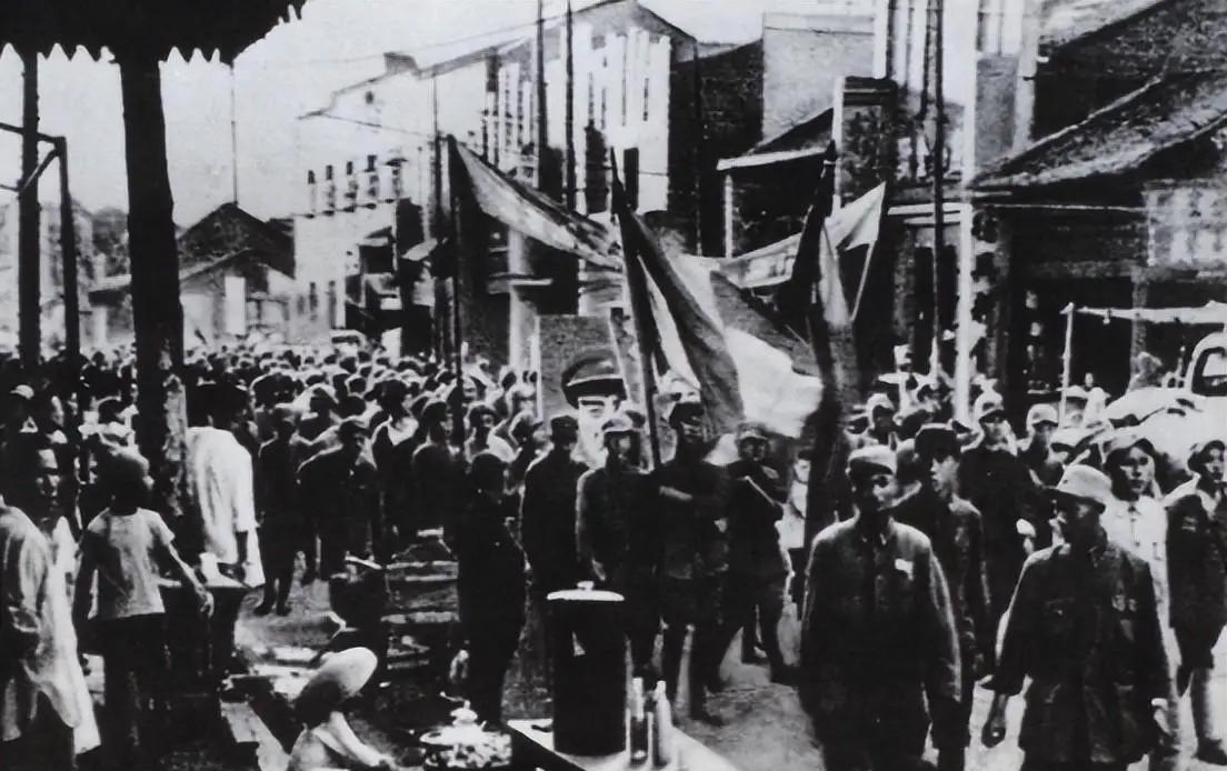 1954年时，南阳地区人民法院判处原国军少将高参、抗日爱国将领、参加陈明仁起义将