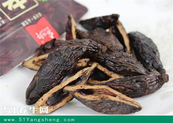 小伙吃了三包“零食”, 呼吸衰竭, 抢救70小时! 就问你还敢吃吗?