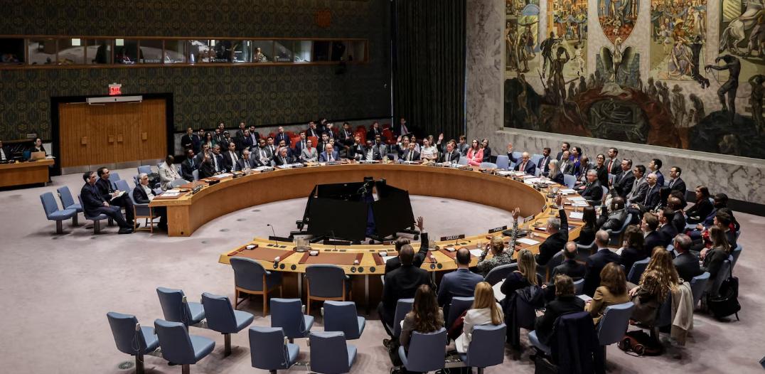 美为何接受停火建议？中方在4月7日的一句警告奏效了，安理会现场陷入沉默！