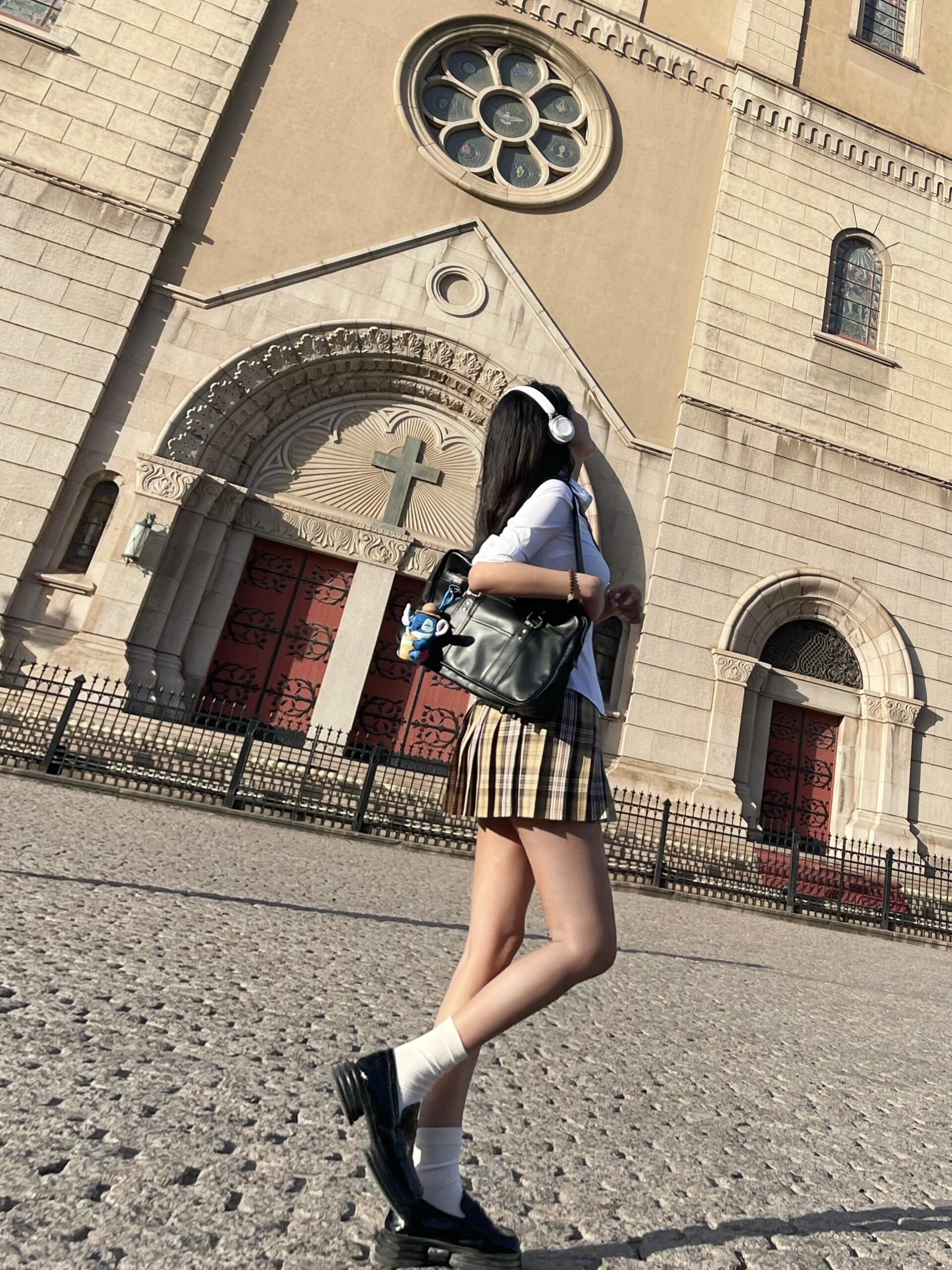 你告诉我什么是真的