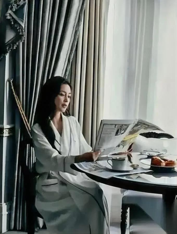 我以前骂过明星高管“天天住酒店”——装？直到碰见过财务朋友扒算盘，才发现我才